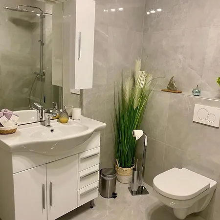 Lejlighed Apartment *